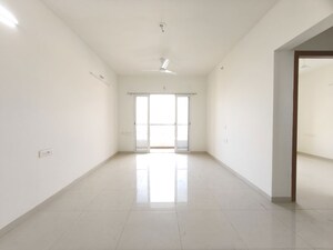 2 BHK Apartment For Rent in K Raheja Sterling, Mohammadwadi