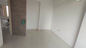 Room in 2 BHK Apartment at Group Seven Rushi Heights, Goregaon East – for Rent