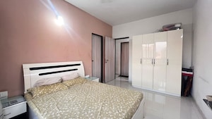 Bedroom in 2 BHK Apartment at Kanakia Levels, Malad East – for Rent