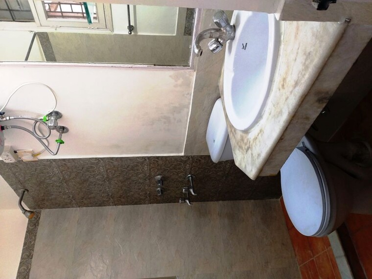 Bathroom, unitech-singleton-floors-south-city 2.5 Bedroom 1400 Sq.Ft. Apartment In Sector 50 Gurgaon 10407531