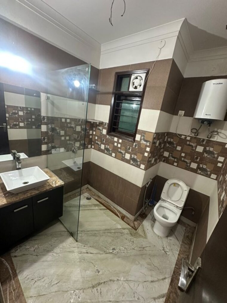 Team Area, ireo-gurgaon-hills 3 Bedroom 1000 Sq.Ft. Apartment In Gurgaon Faridabad Road Gurgaon 10548067