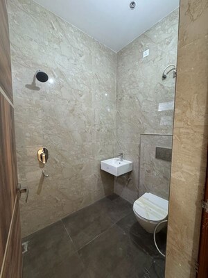 Bathroom in 4 BHK Villa at Onyxe Paraiso, Patiala Road – for Sale
