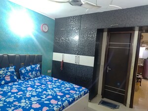 Bedroom in 2 BHK Builder Floor at Old Dlf – for Rent