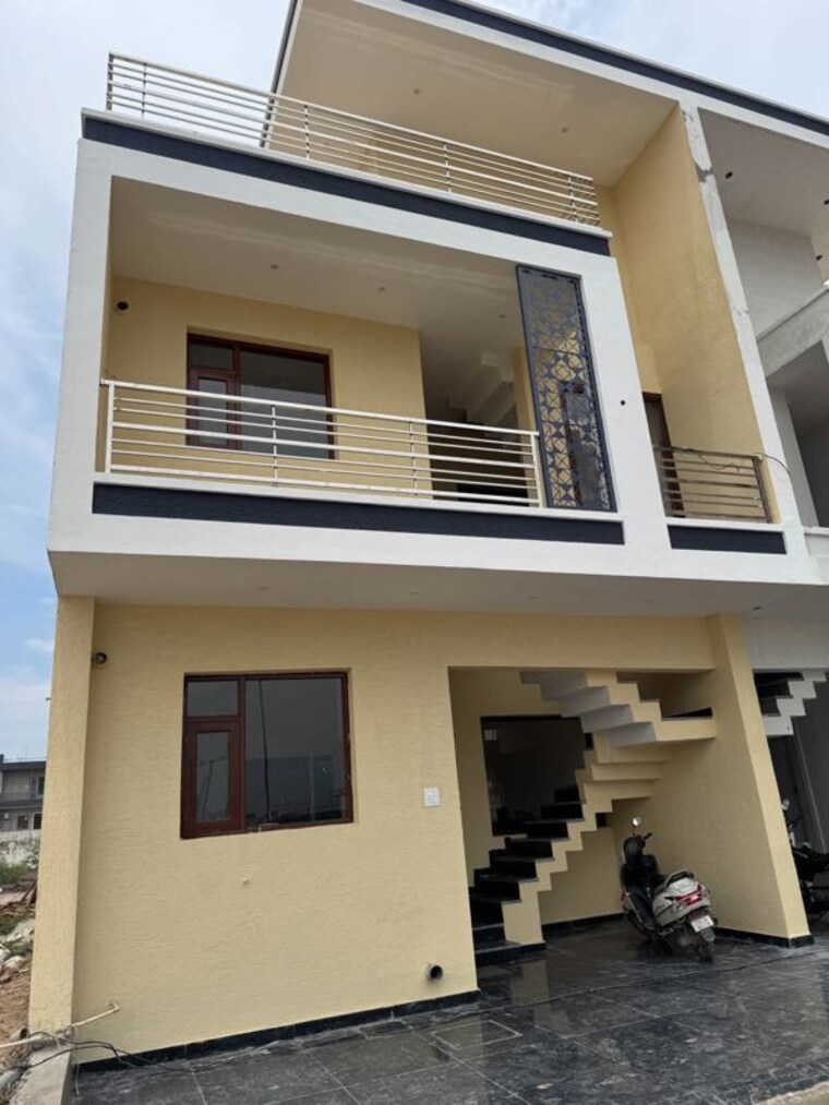 Exterior View, onyxe-paraiso 4 Bedroom 1800 Sq.Ft. Villa In Patiala Road Zirakpur 10548092