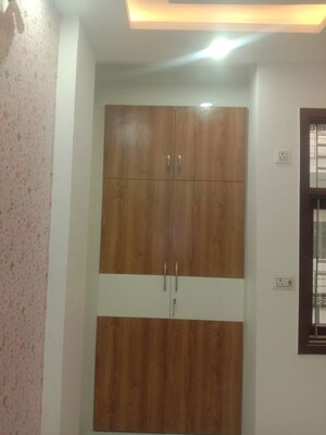 Furnished Amenities in 2 BHK Builder Floor at Dwarka Mor – for Sale