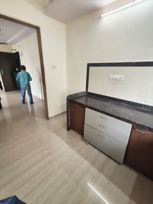 Room in 2 BHK Apartment at Thane West – for Sale