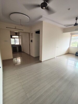 2 BHK Apartment For Sale in Thane West