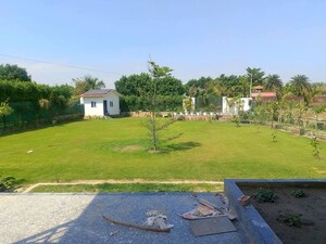  Plot For Sale in BPTP Amstoria, Sector 102