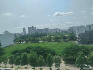 Plot Area in  Plot at BPTP Amstoria, Sector 102 – for Sale