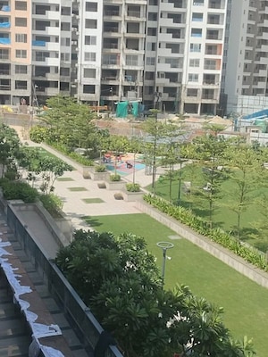  Plot – Exterior View View at BPTP Amstoria, Sector 102 - for Sale