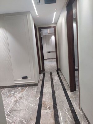  4 BHK Builder Floor at Green Park Extension – for Sale