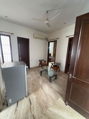 Team Area in 2 BHK Builder Floor at Sector 42 – for Rent