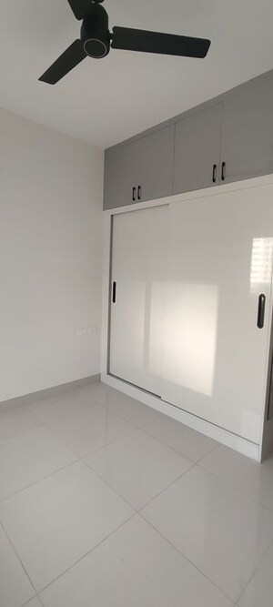 Room in 2 BHK Apartment at Adarsh Greens, Kogilu – for Rent