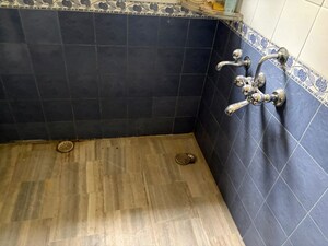 Bathroom in 3 BHK Builder Floor at Sector 44 – for Rent