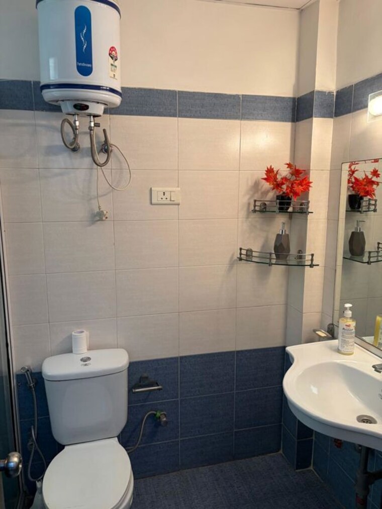 Bathroom, omaxe-the-nile 3 Bedroom 2083 Sq.Ft. Apartment In Sector 49 Gurgaon 10548259