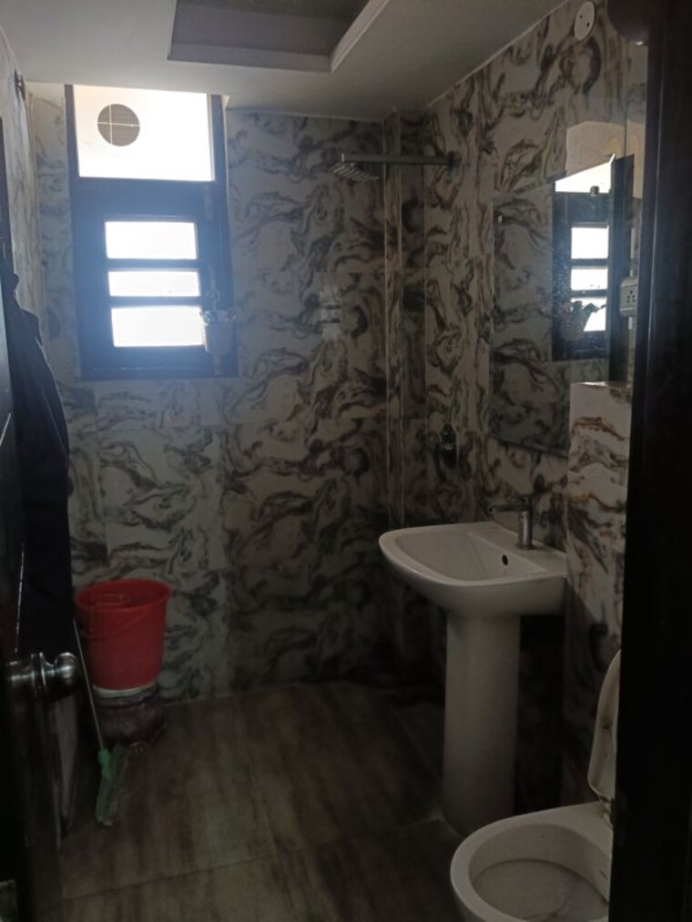 Bathroom, mp-metro-towers 3 Bedroom 1850 Sq.Ft. Apartment In Dhakoli Zirakpur 10548269