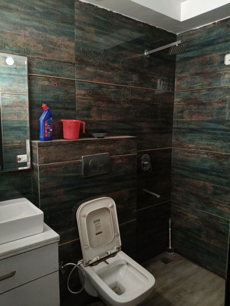 Bathroom, mp-metro-towers 3 Bedroom 1850 Sq.Ft. Apartment In Dhakoli Zirakpur 10548269