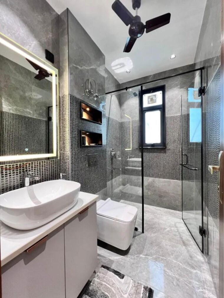 Bathroom, hero-homes-gurgaon 3 Bedroom 1389 Sq.Ft. Apartment In Sector 104 Gurgaon 10548309