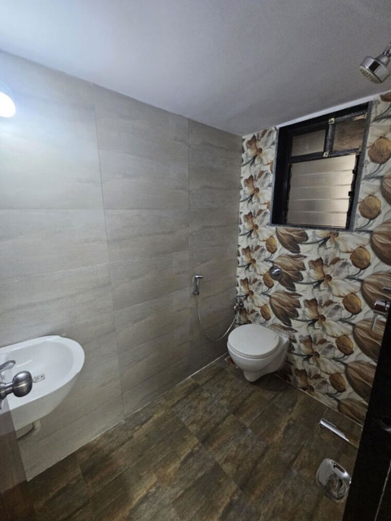 Bathroom, gulraj-heights 1 Bedroom 500 Sq.Ft. Apartment In Kurla East Mumbai 10548356