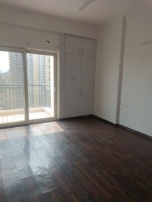 2 BHK Apartment For Rent in Aims Golf City, Sector 75