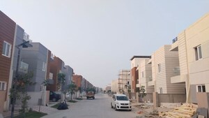 3 BHK Villa – Exterior View View at Praneeth Pranav Knightwoods, Beeramguda - for Sale