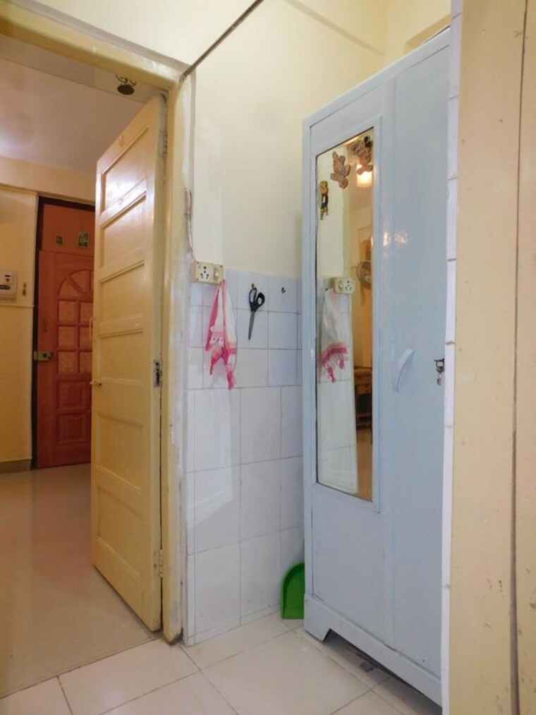 Bathroom, fatima-abode-chs 1 Bedroom 500 Sq.Ft. Apartment In Ghatkopar West Mumbai 10548378