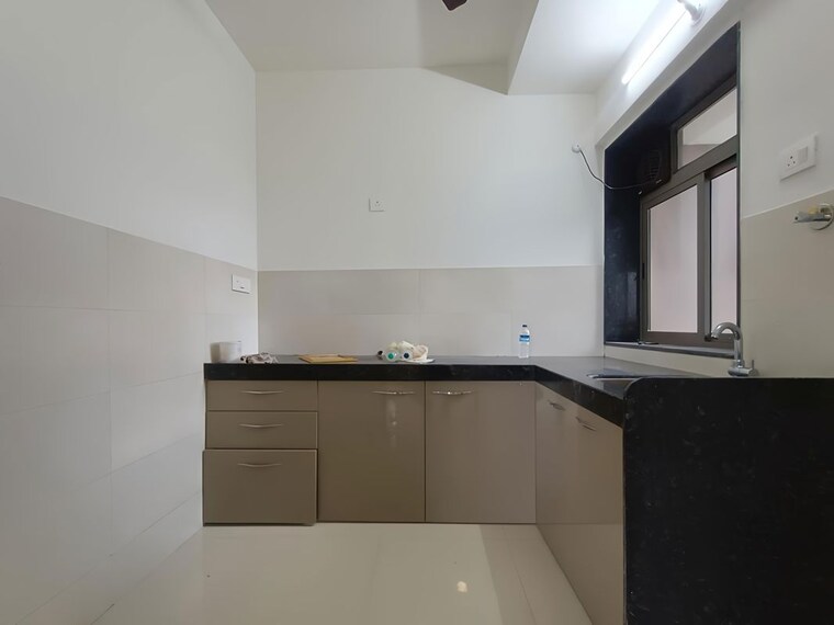 Kitchen, runwal-eirene 2 Bedroom 531 Sq.Ft. Apartment In Balkum Pada Thane 10548380
