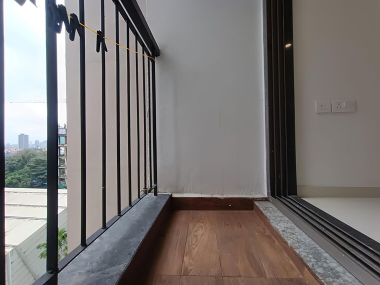 Balcony, runwal-eirene 2 Bedroom 531 Sq.Ft. Apartment In Balkum Pada Thane 10548380