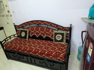 Bedroom in 1 RK Apartment at Bindra Complex, Andheri East – for Rent
