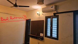 Room in 3 BHK Builder Floor at Sector 47 – for Rent
