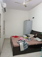 1 Rk  300 Sq.Ft. Apartment in Arun Vihar Sector 37