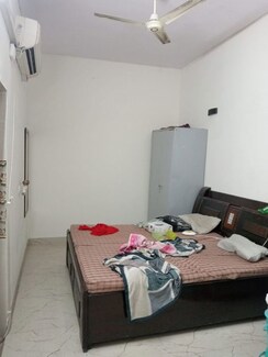 1 RkApartment For Rent in Arun Vihar Sector 37