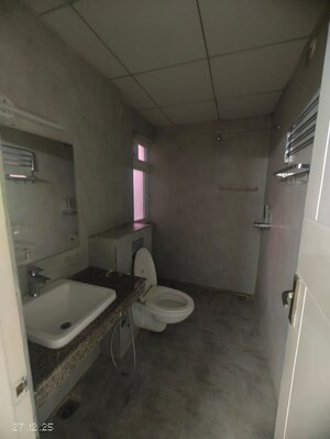 Bathroom in 3 BHK Apartment at Mapsko Mount Ville, Sector 79 – for Rent