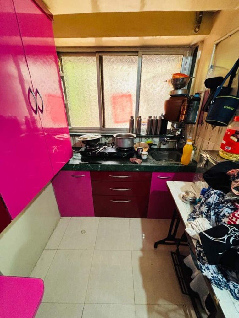 Team Area, silver-dunes 1 RK 300 Sq.Ft. Apartment In Prabhadevi Mumbai 10548424