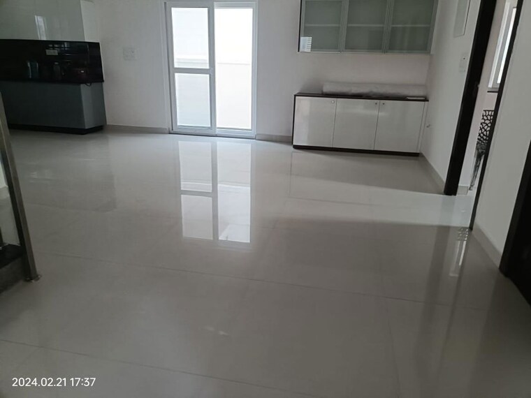 Room, hi tech city 3 Bedroom 3400 Sq.Ft. Apartment In Hi Tech City Hyderabad 10548417
