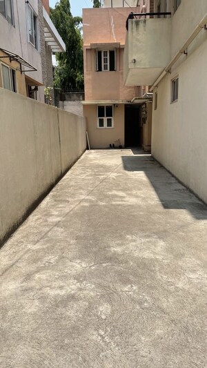 Room in  Pg at Shanthi Nagar – for Rent