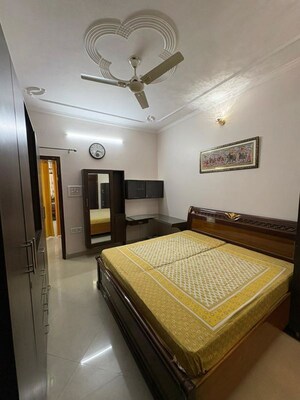 Bedroom in 2 BHK Independent House at Sector 40 – for Rent