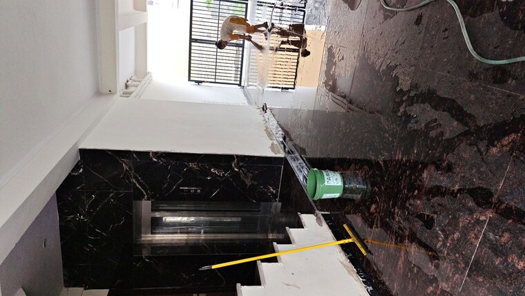 Kitchen, chiranjiv vihar 3 Bedroom 125 Sq.Yd. Builder Floor In Chiranjiv Vihar Ghaziabad 10548282