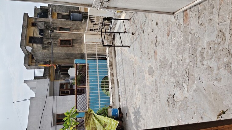 Balcony, chiranjiv vihar 3.5 Bedroom 87 Sq.Yd. Independent House In Chiranjiv Vihar Ghaziabad 10548464