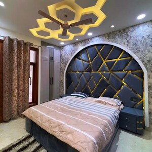 Bedroom in 3 BHK Builder Floor at Uttam Nagar – for Sale