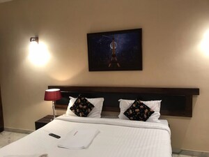 Bedroom in 2 BHK Apartment at SKA Metro Ville, Eta Ii Greater Noida – for Rent