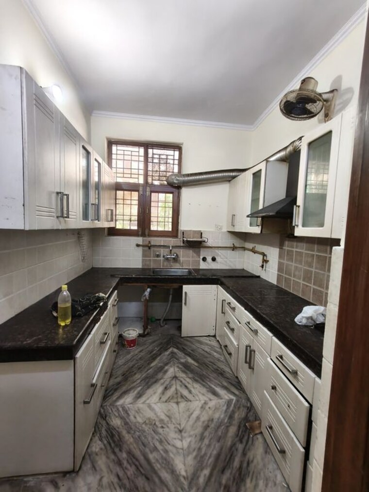 Kitchen, sector 19 3 Bedroom 180 Sq.Mt. Independent House In Sector 19 Noida 10548570