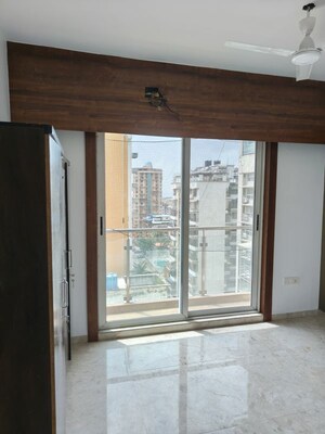Room in 3 BHK Apartment at Aniruddha Laxmi Icon, Nerul – for Rent