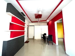 Staircase in 1 BHK Apartment at Datta Tower, Parel – for Rent