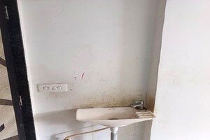 Bathroom in 1 BHK Independent House at Digambar Nagar – for Rent