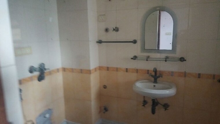 Bathroom, 3c-lotus-boulevard 3.5 Bedroom 1779 Sq.Ft. Apartment In Sector 100 Noida 10548605