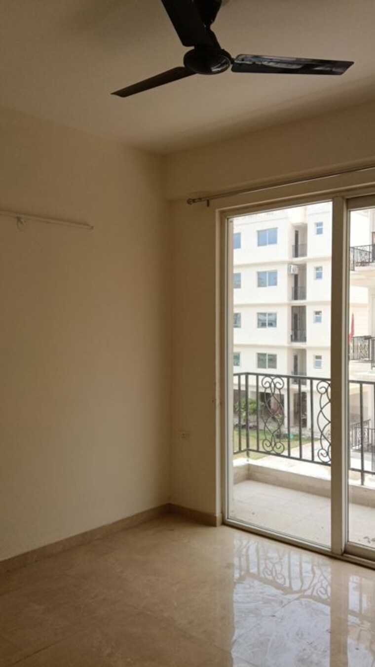 Room, signature-global-park-4-and-5 3 Bedroom 1120 Sq.Ft. Builder Floor In Sohna Sector 36 Gurgaon 10548633