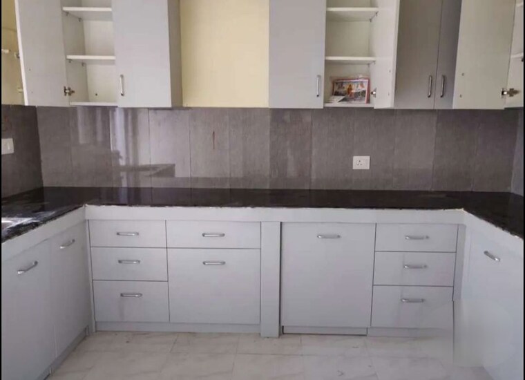 Kitchen, hazratganj 3 Bedroom 1702 Sq.Ft. Apartment In Hazratganj Lucknow 10548652