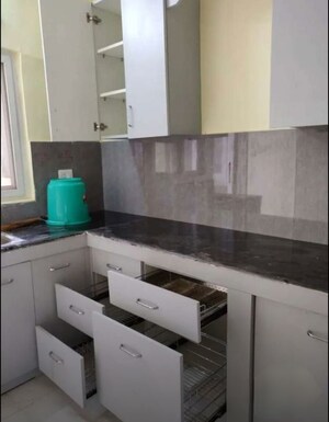 Kitchen in 3 BHK Apartment at Hazratganj – for Rent