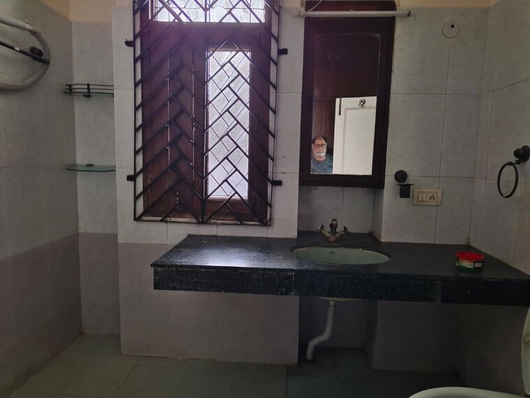Kitchen, sector 41 2 Bedroom 180 Sq.Mt. Independent House In Sector 41 Noida 10548681